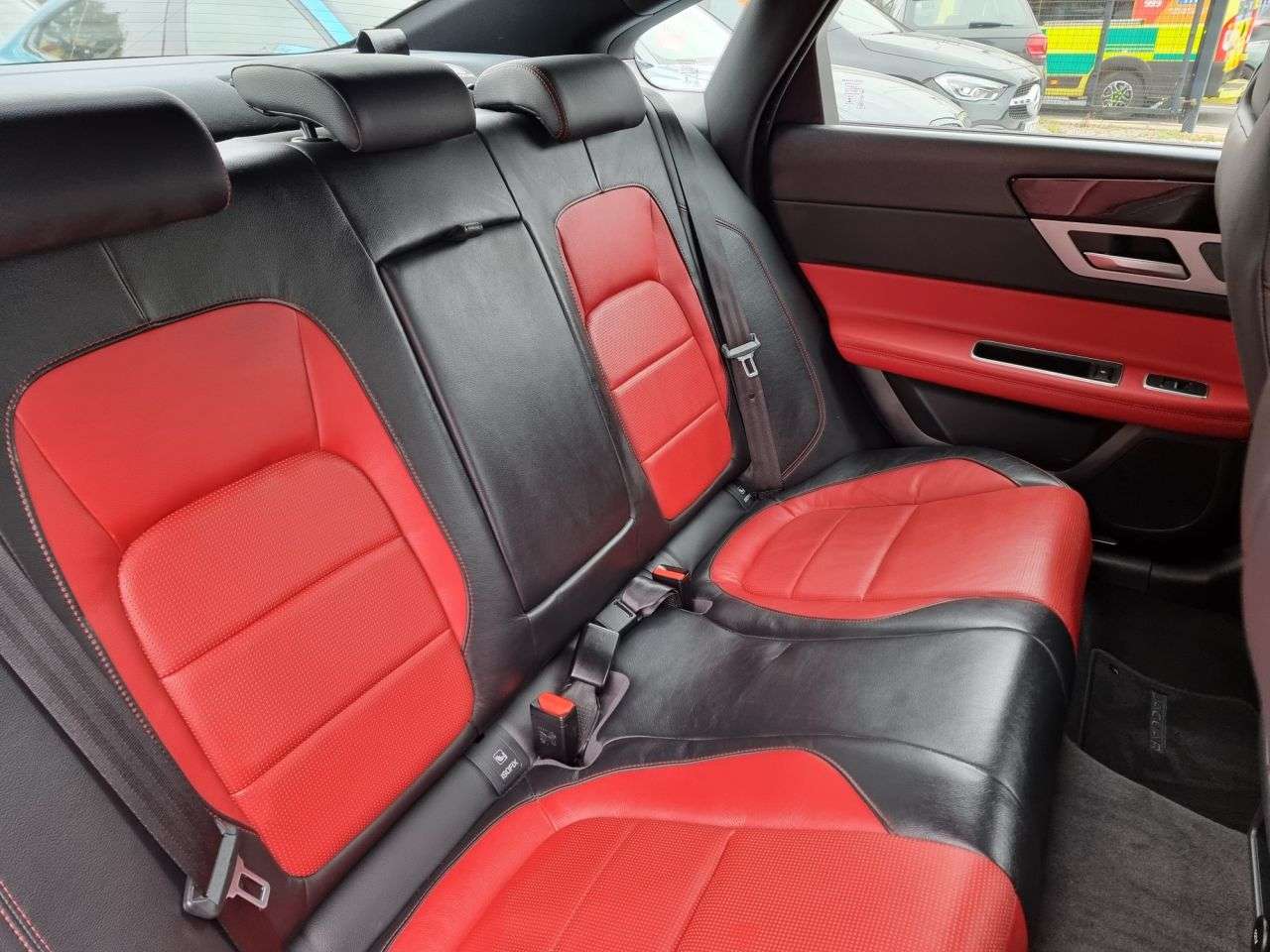 2018 JAGUAR XF 2018 JAGUAR XF