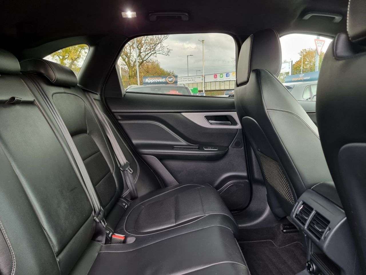 2019 JAGUAR F-PACE 2019 JAGUAR F-PACE