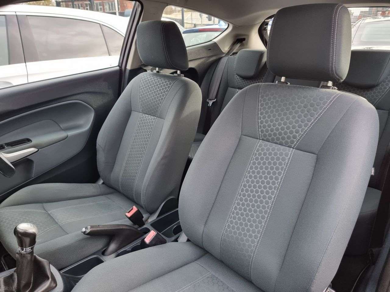 2010 FORD FIESTA 2010 FORD FIESTA