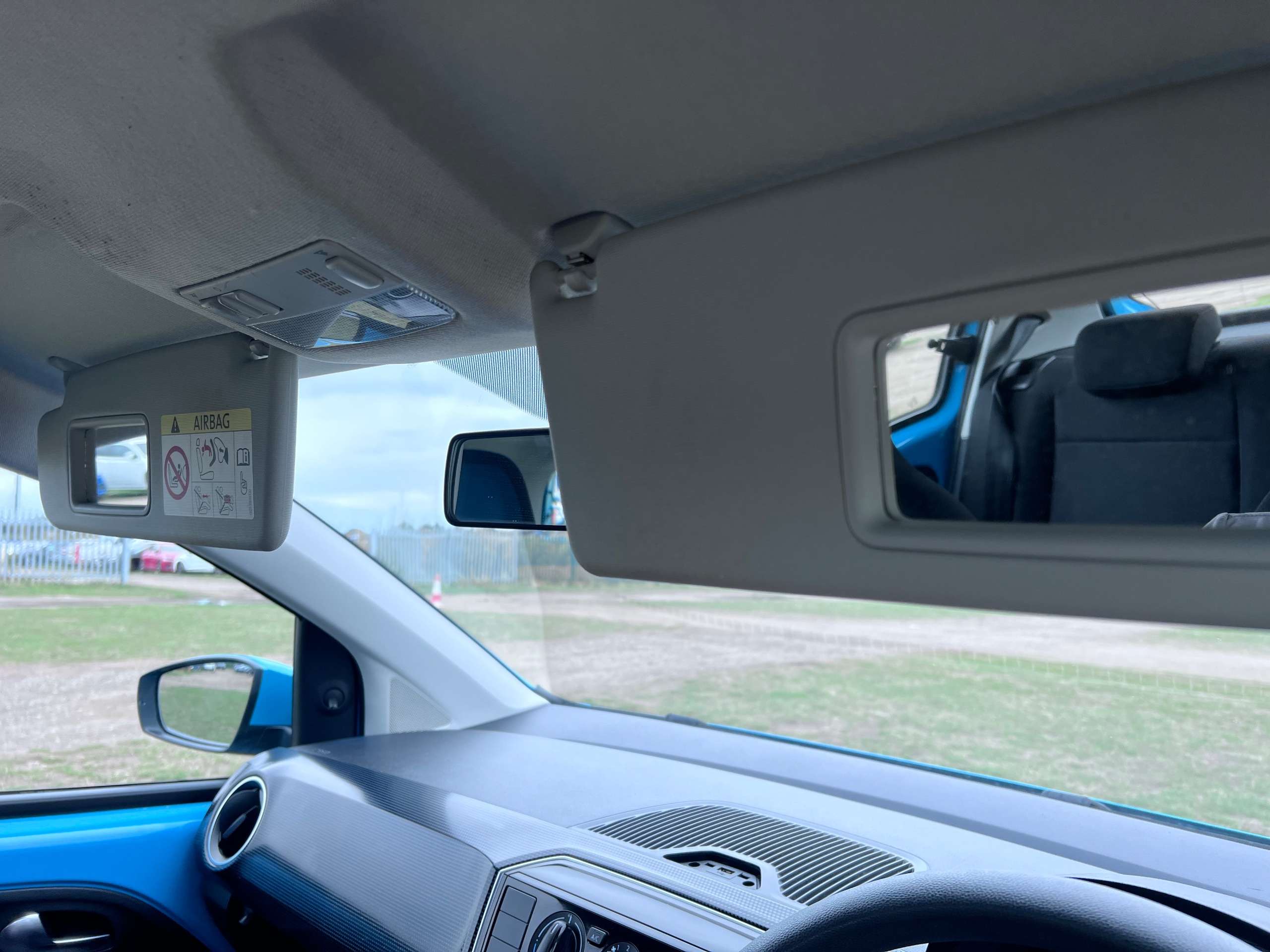 2017 VOLKSWAGEN MOVE UP 2017 VOLKSWAGEN MOVE UP