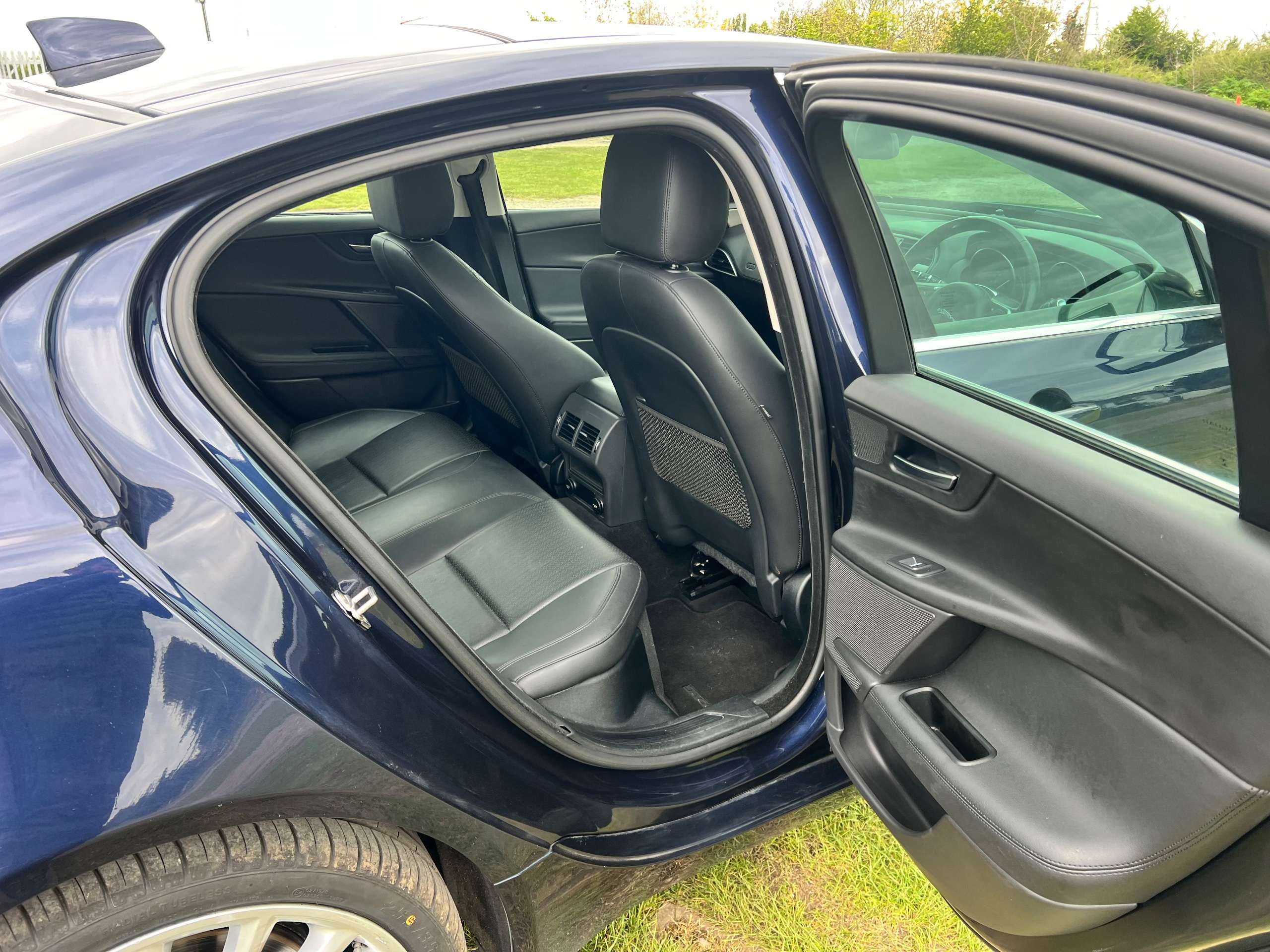 2017 JAGUAR XE 2017 JAGUAR XE