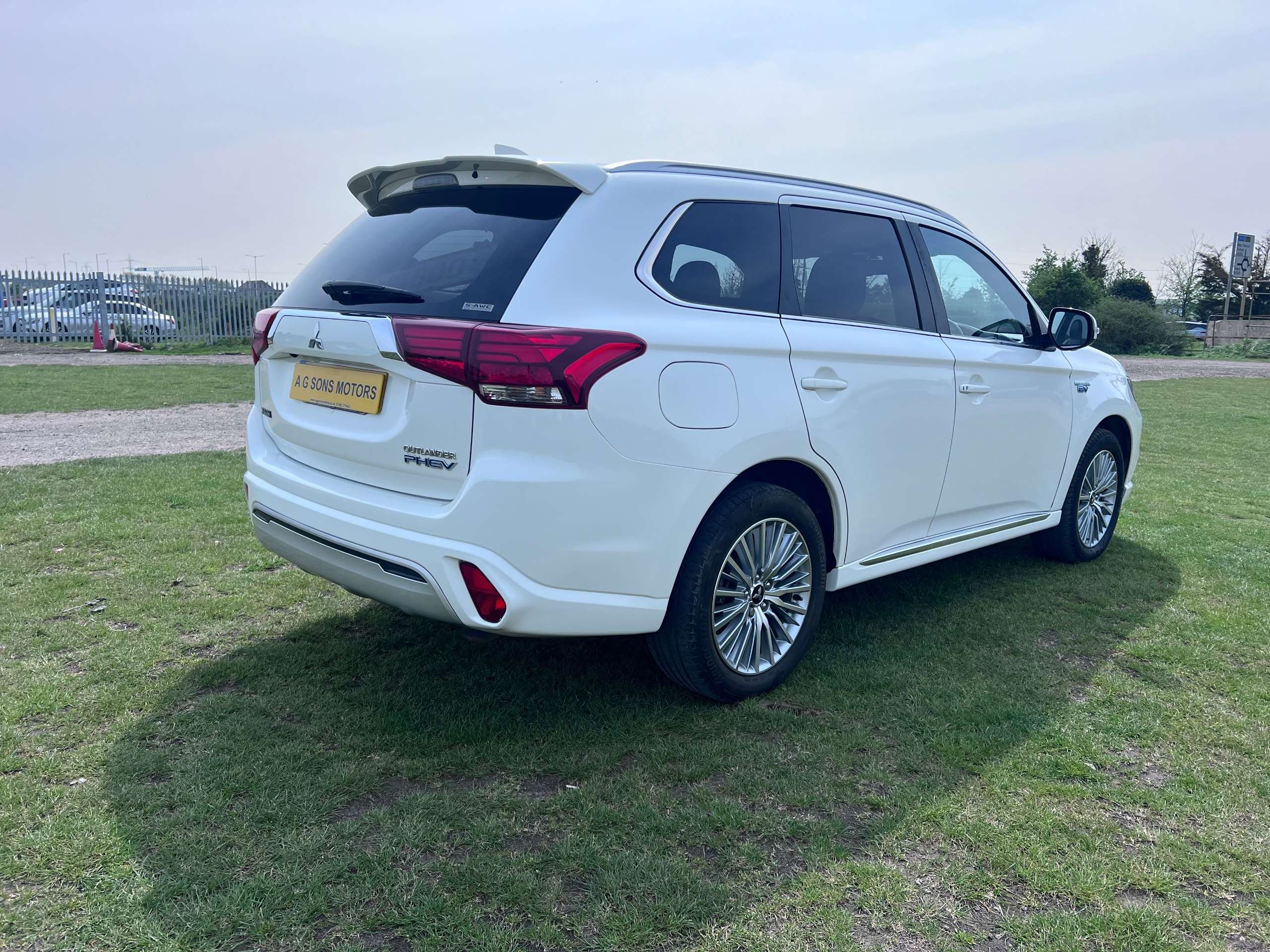 2018 MITSUBISHI OUTLANDER 2018 MITSUBISHI OUTLANDER