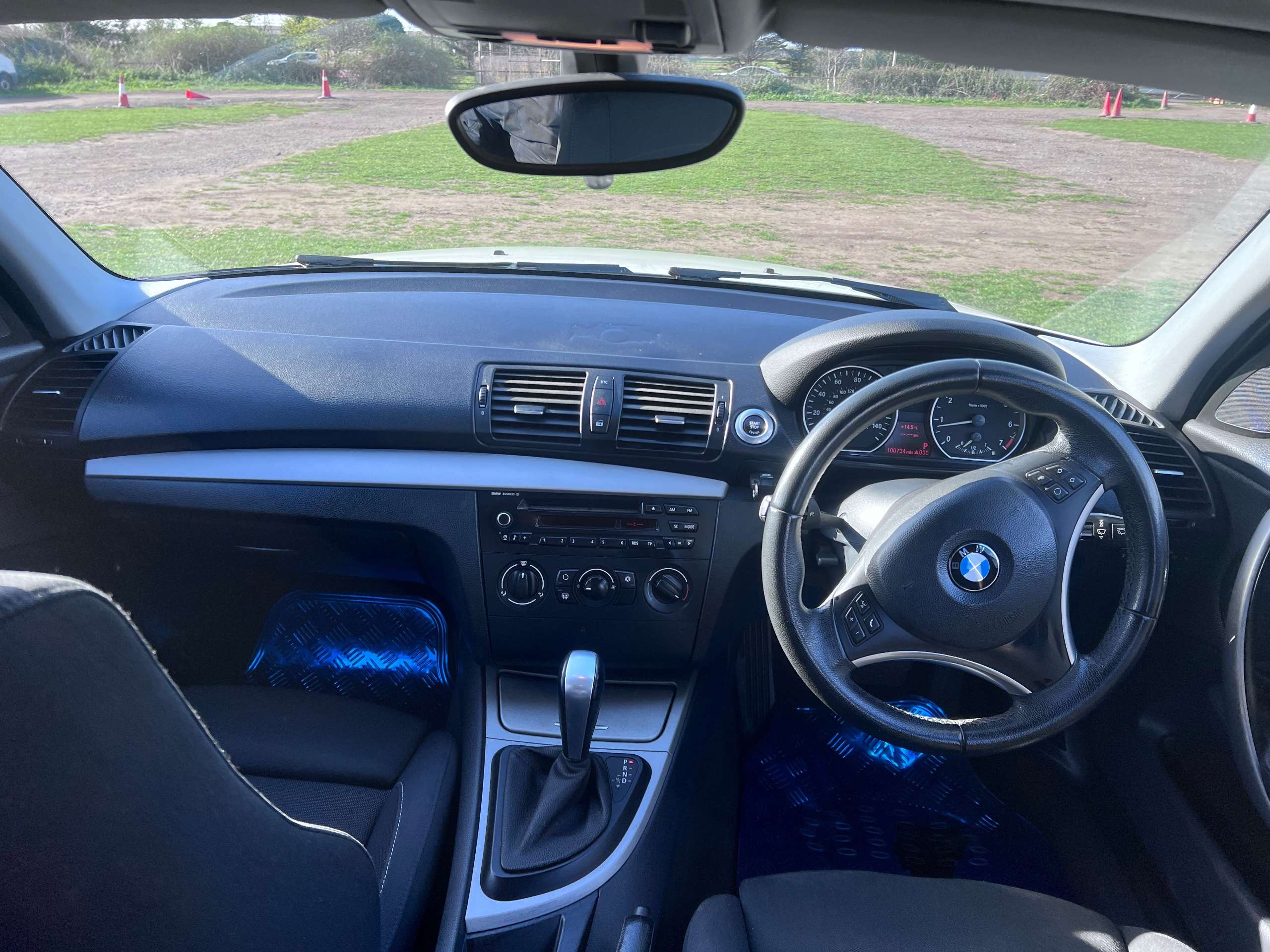 2010 BMW 1 SERIES 2010 BMW 1 SERIES