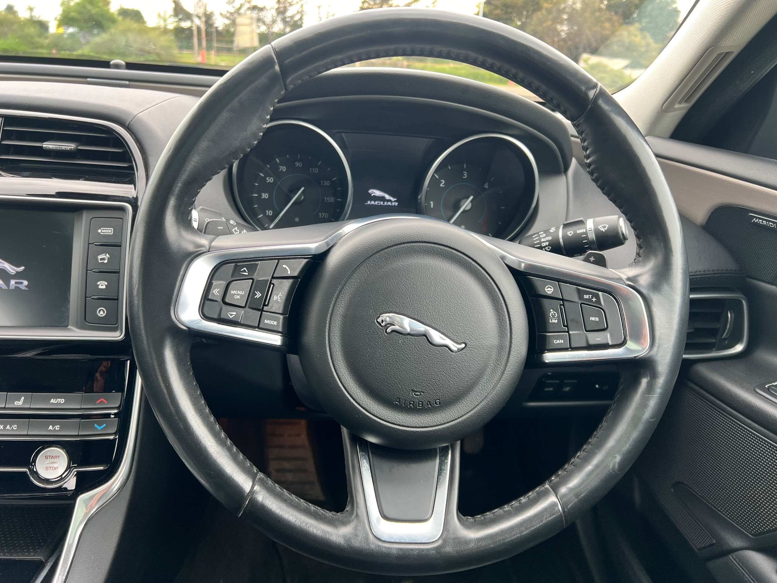 2017 JAGUAR XE 2017 JAGUAR XE