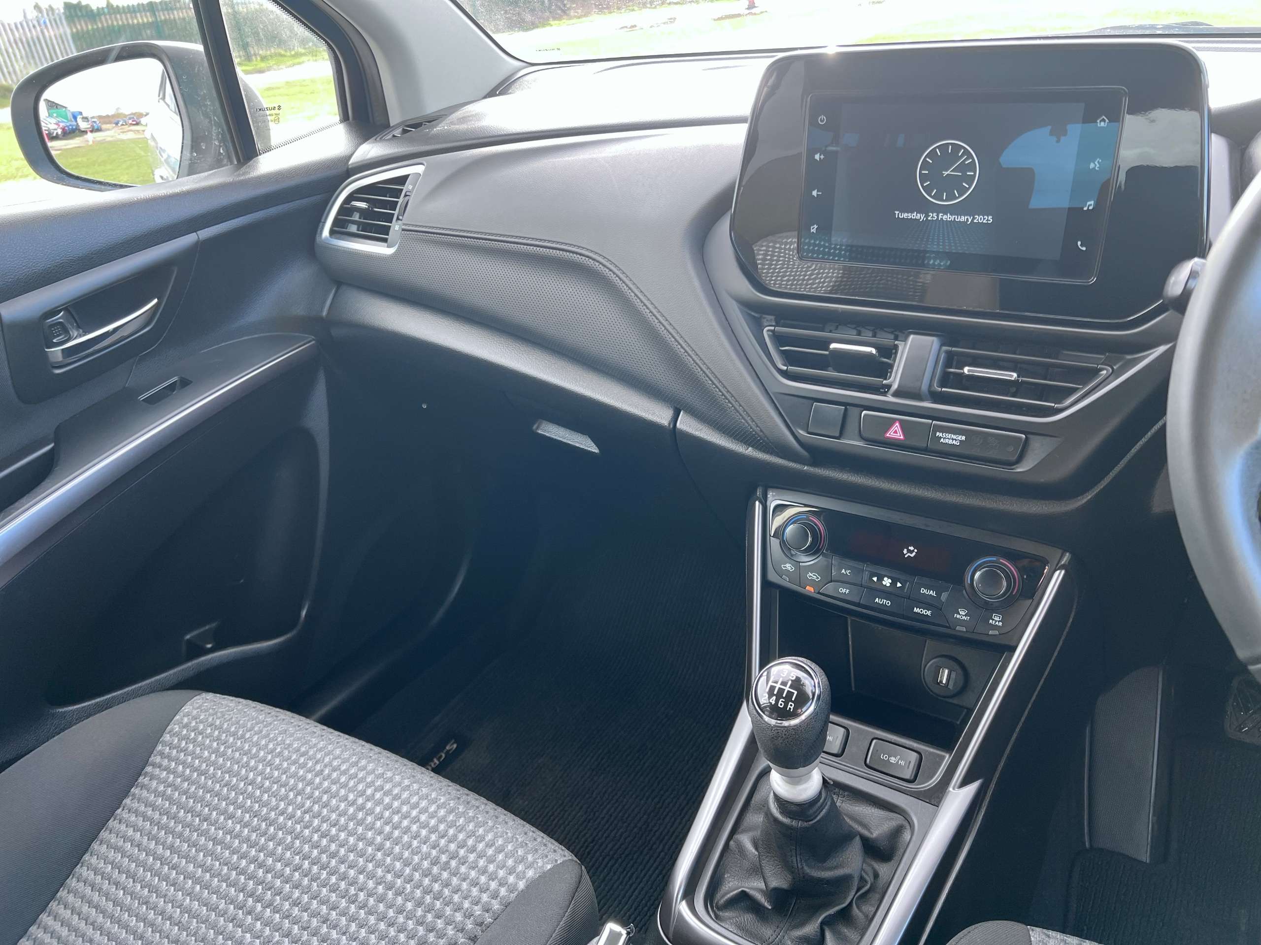 2023 SUZUKI SX4 2023 SUZUKI SX4