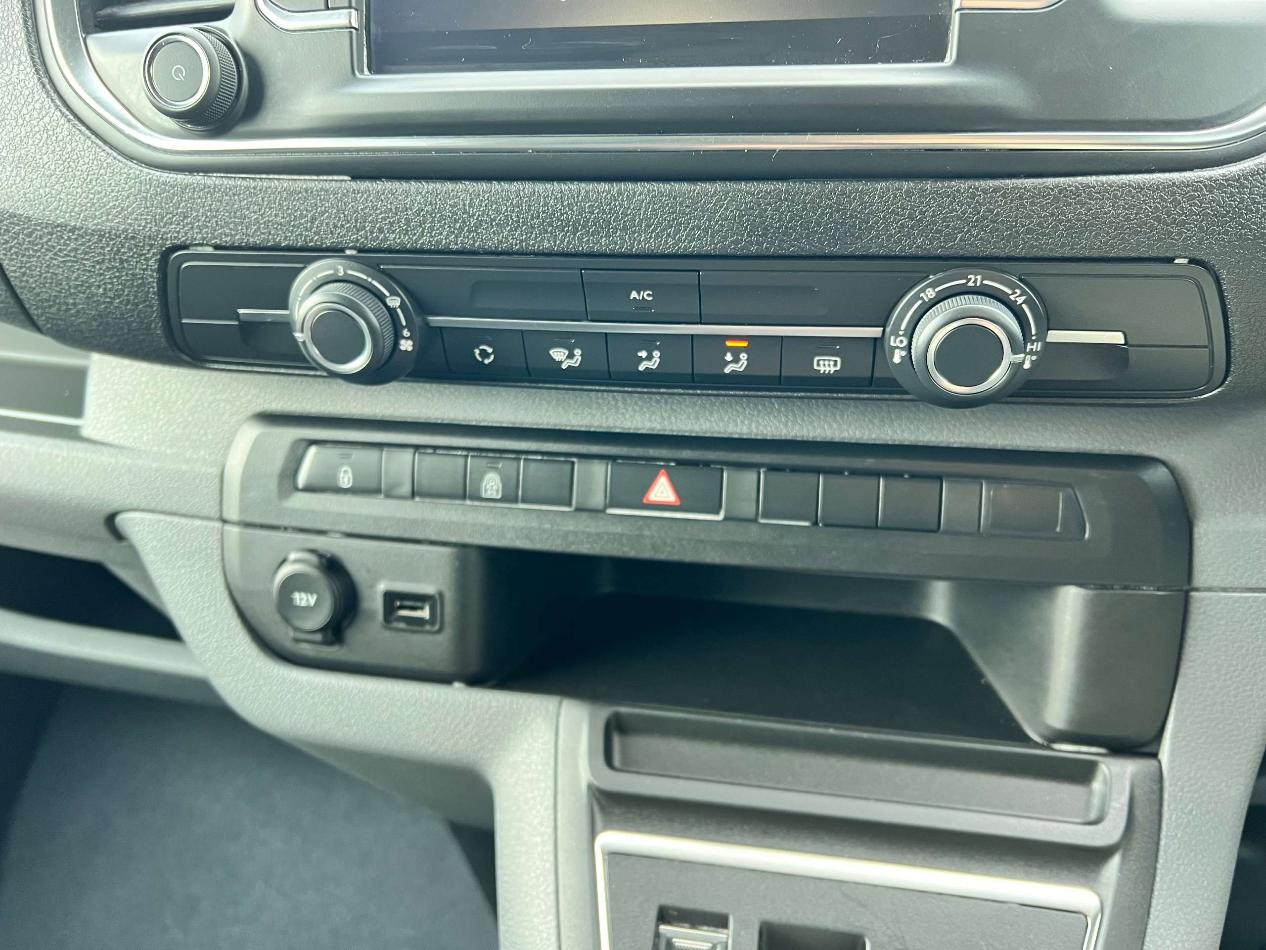 2022 VAUXHALL VIVARO 2022 VAUXHALL VIVARO