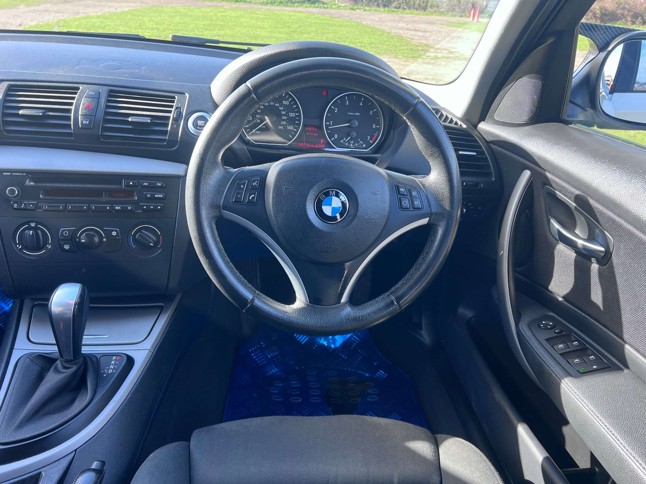 2010 BMW 1 SERIES 2010 BMW 1 SERIES