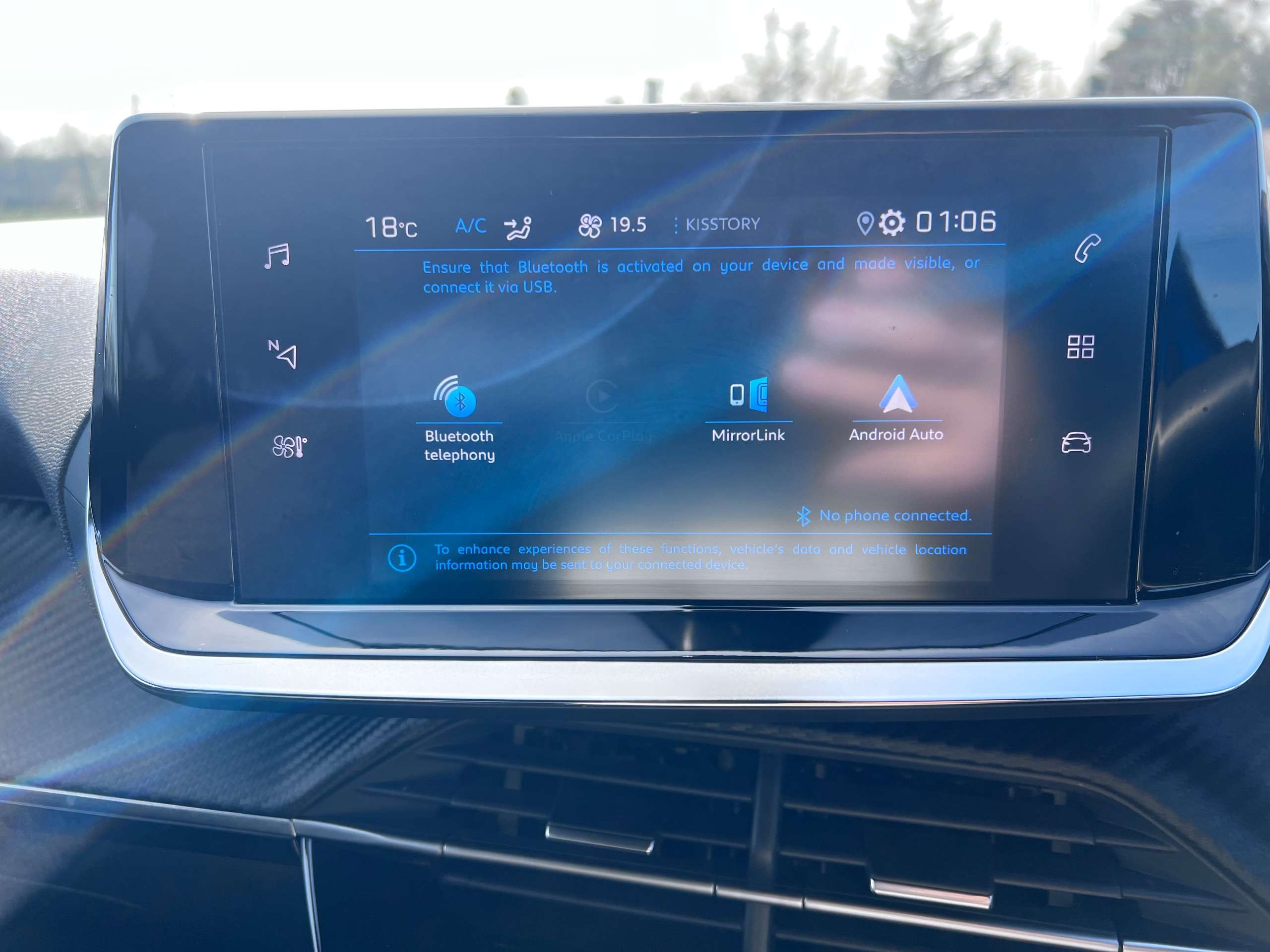 2023 PEUGEOT 2008 2023 PEUGEOT 2008