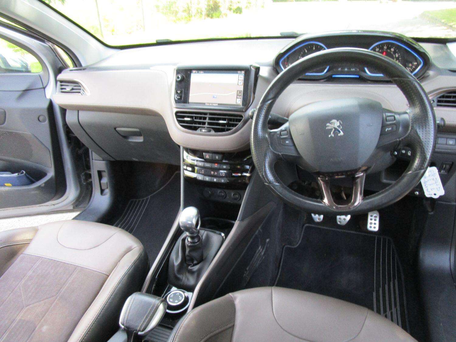 2013 PEUGEOT 2008 2013 PEUGEOT 2008