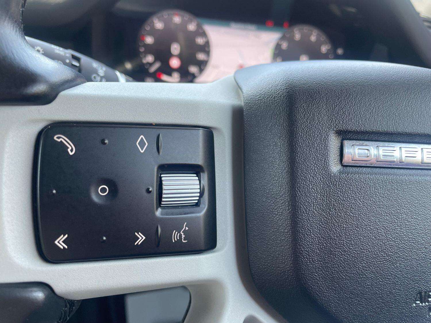 2022 LAND ROVER DEFENDER 110 2022 LAND ROVER DEFENDER 110