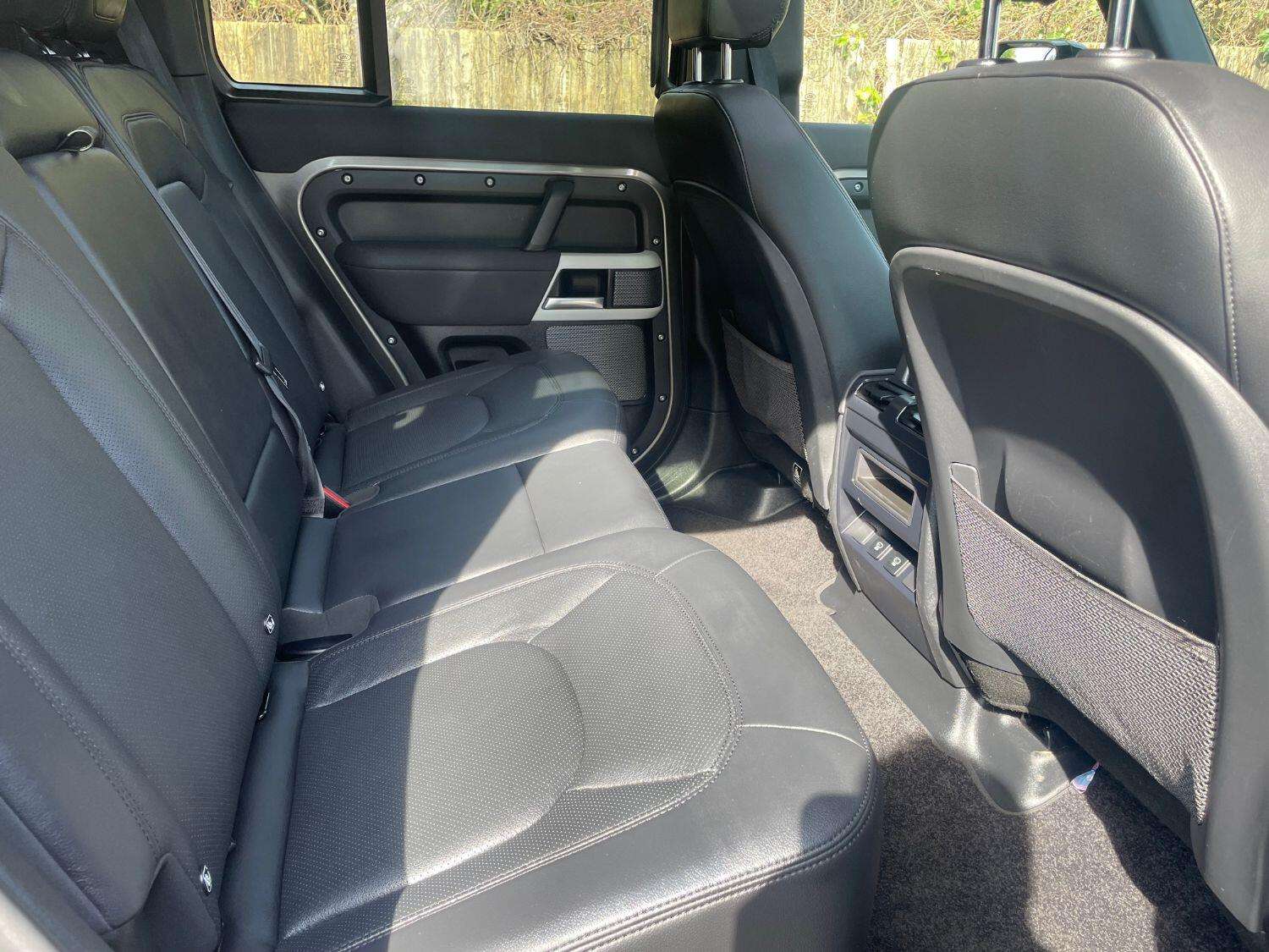 2022 LAND ROVER DEFENDER 110 2022 LAND ROVER DEFENDER 110