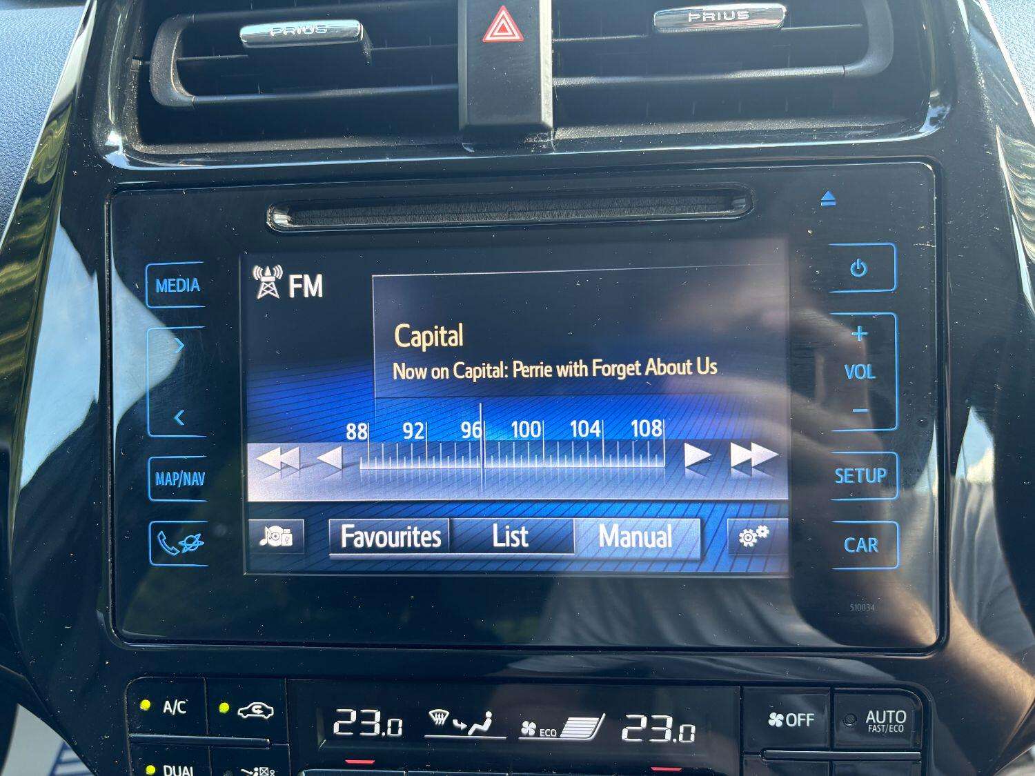 2018 TOYOTA PRIUS 2018 TOYOTA PRIUS