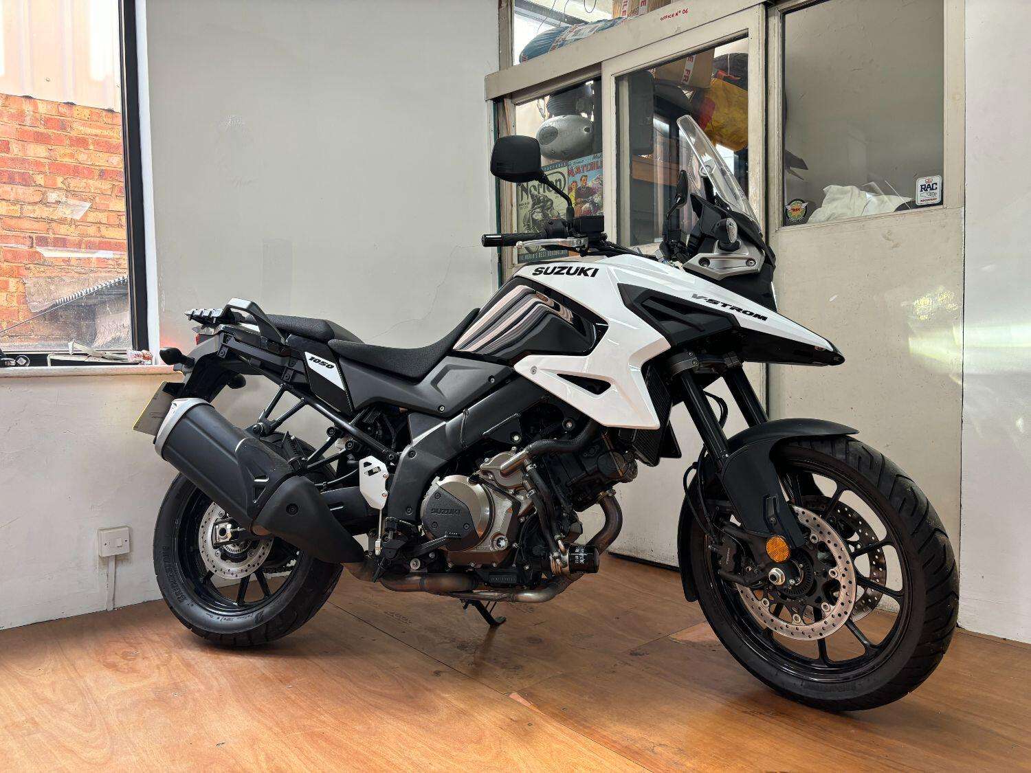 2020 SUZUKI DL 2020 SUZUKI DL