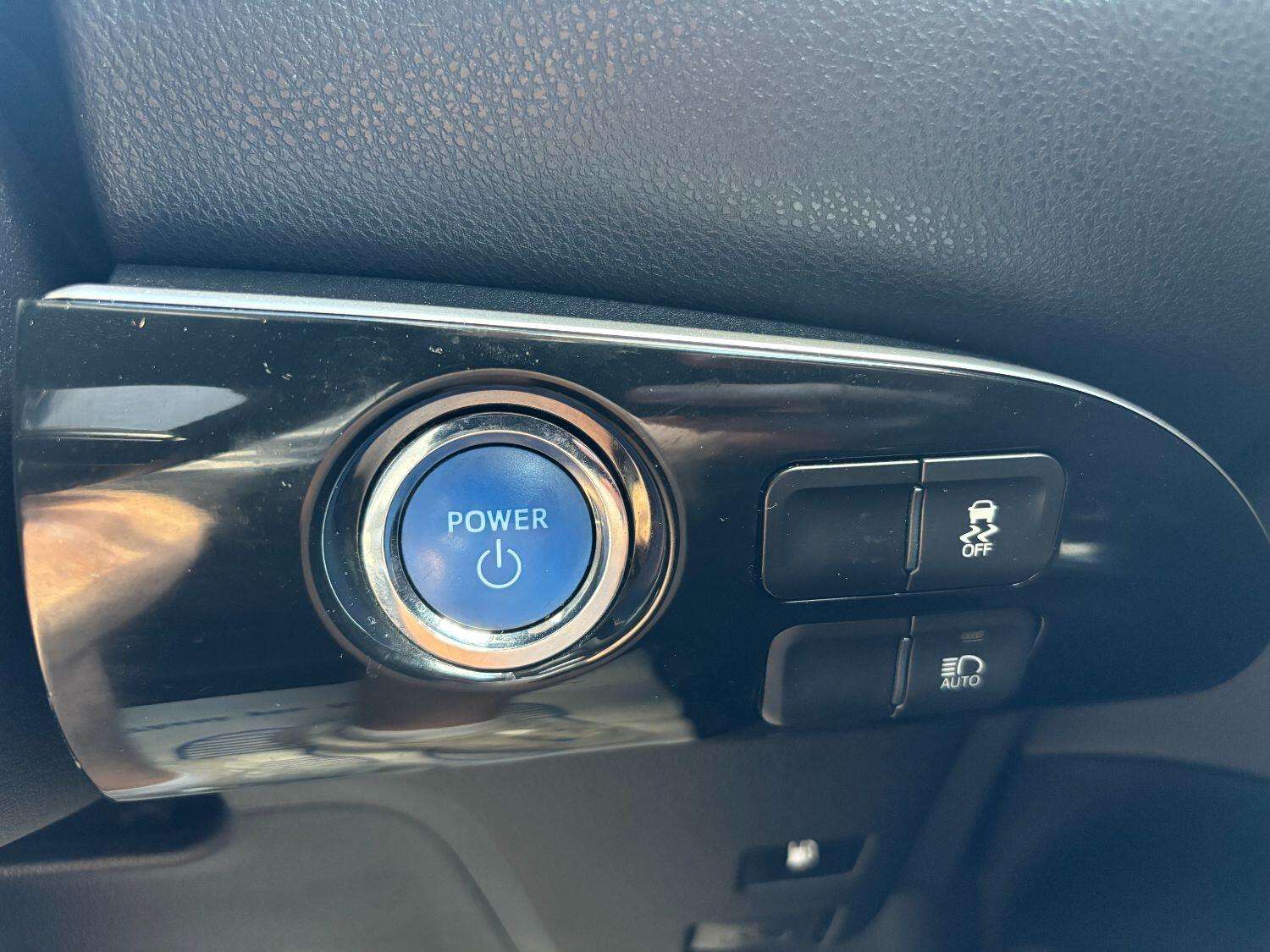 2018 TOYOTA PRIUS 2018 TOYOTA PRIUS