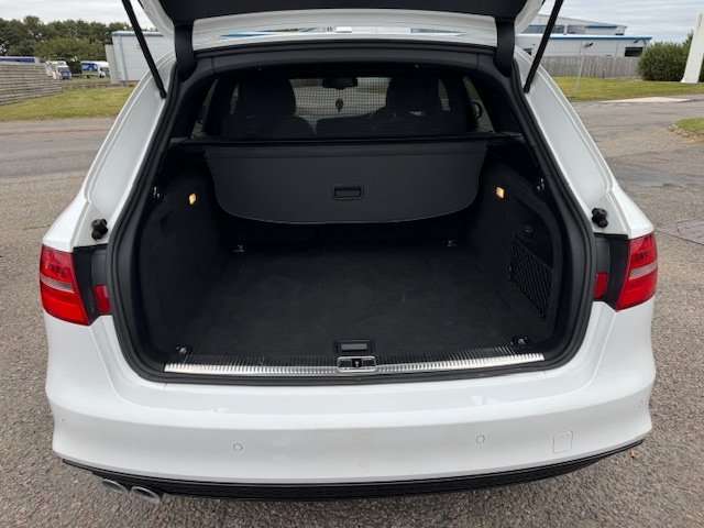 2018 AUDI A4 AVANT 2018 AUDI A4 AVANT