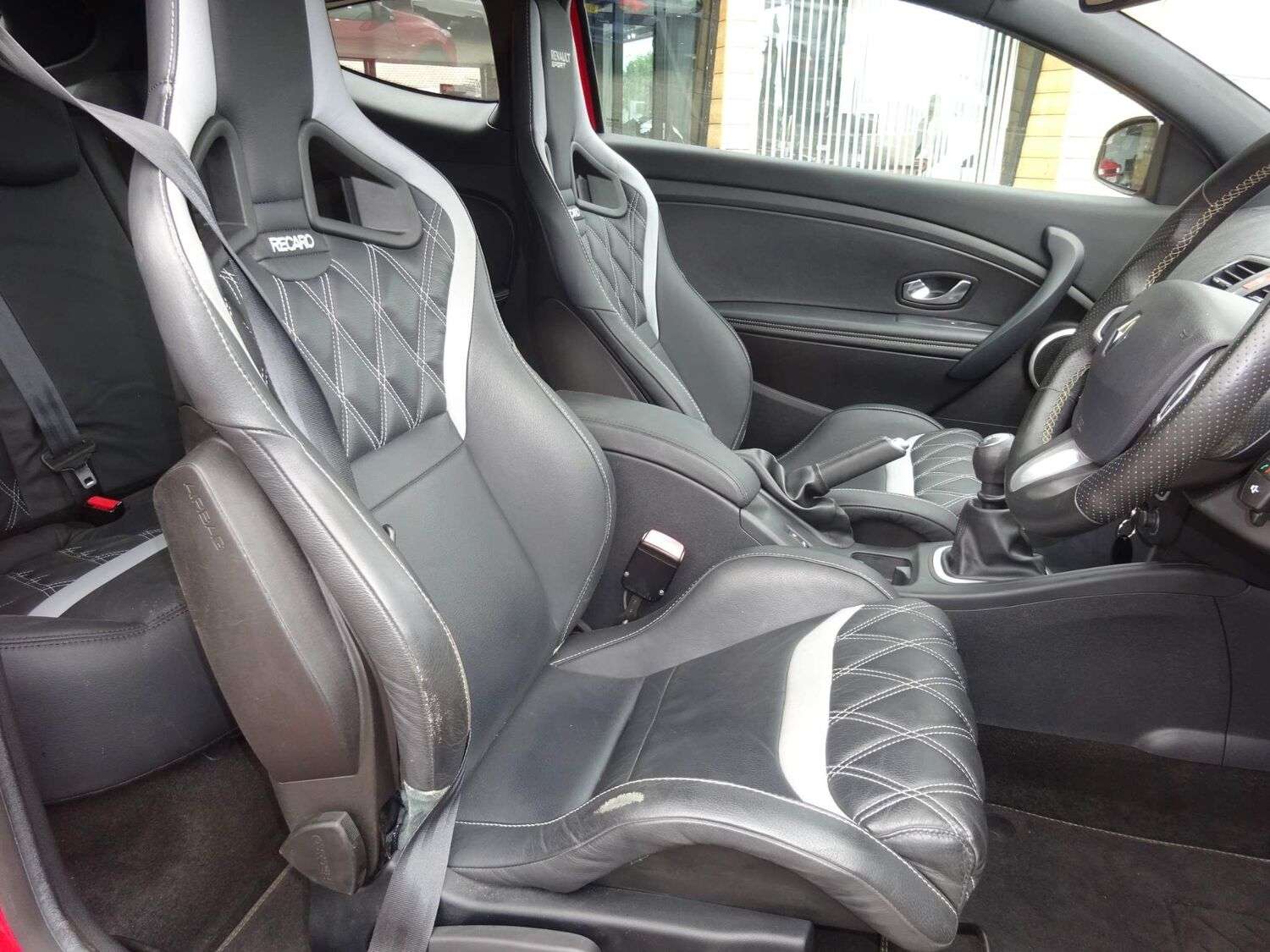 2010 RENAULT MEGANE 2010 RENAULT MEGANE