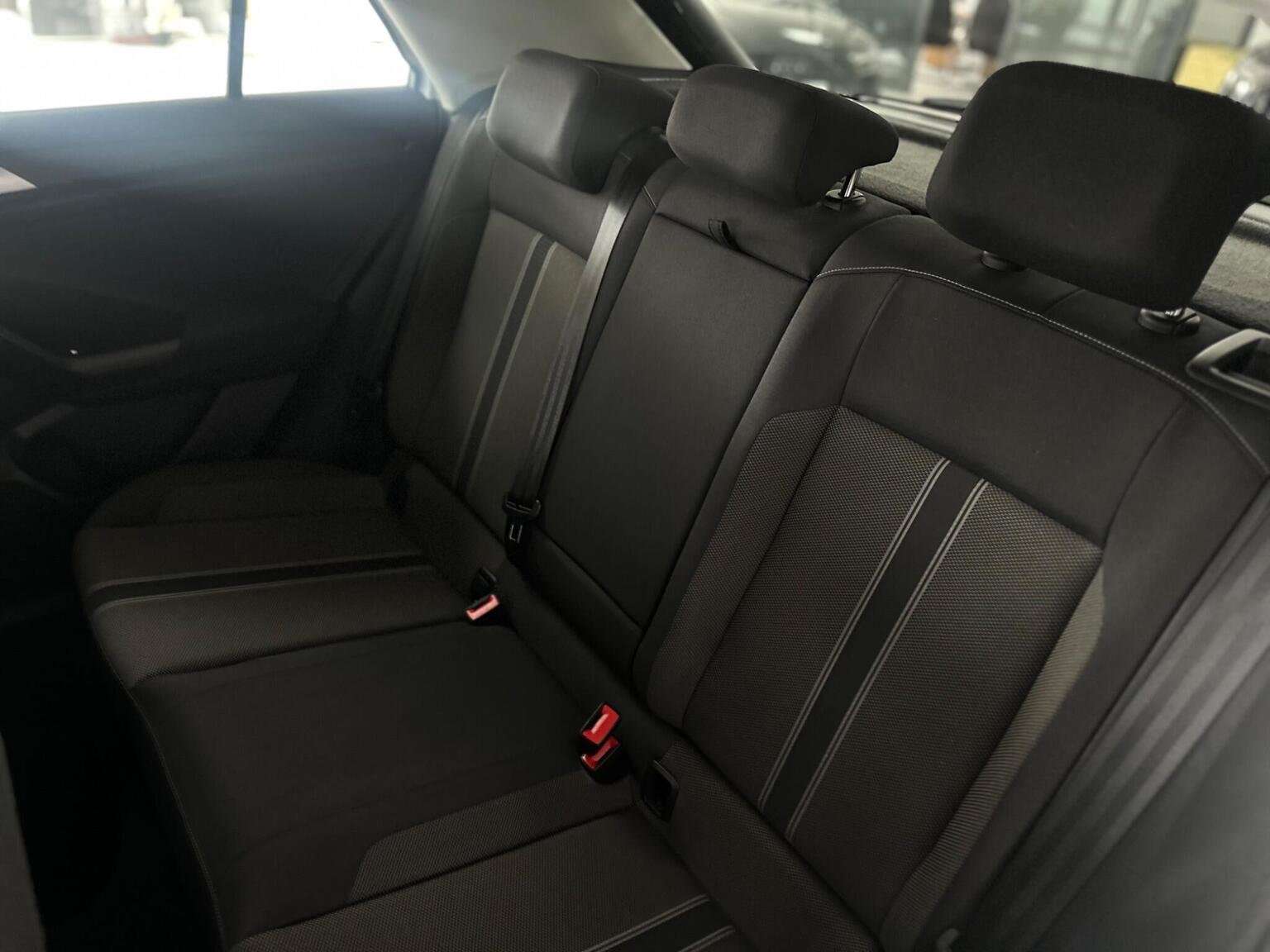 2019 VOLKSWAGEN T-ROC 2019 VOLKSWAGEN T-ROC