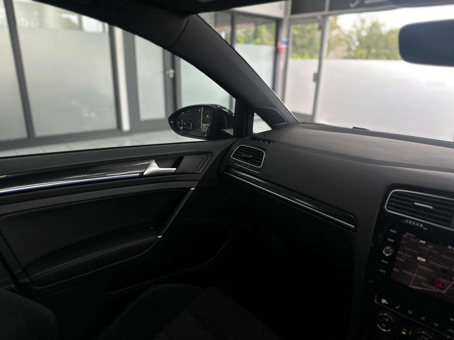 2018 VOLKSWAGEN GOLF 2018 VOLKSWAGEN GOLF