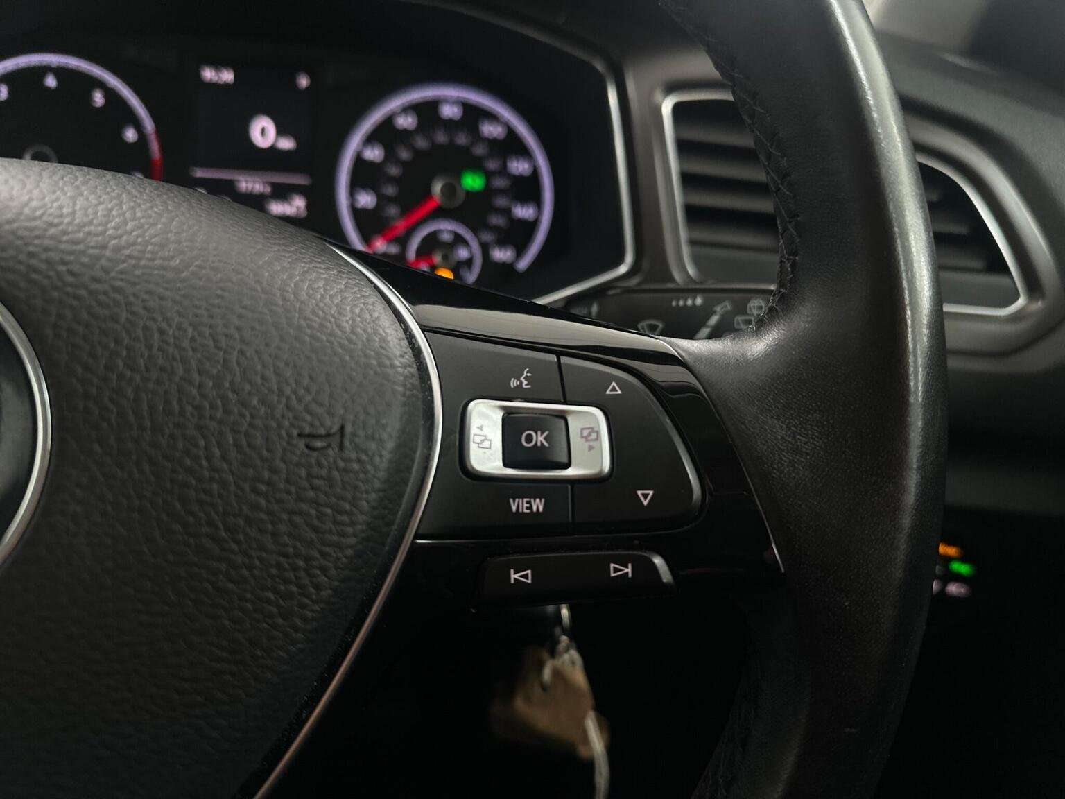 2019 VOLKSWAGEN T-ROC 2019 VOLKSWAGEN T-ROC